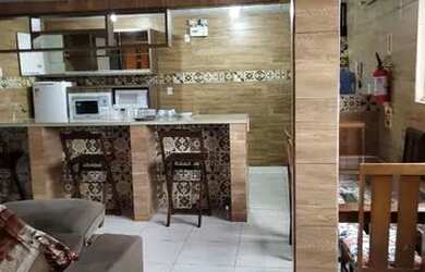 Imagem: A casa em condomínio possui 3 Dormitórios, 1 Banheiro, Imóvel