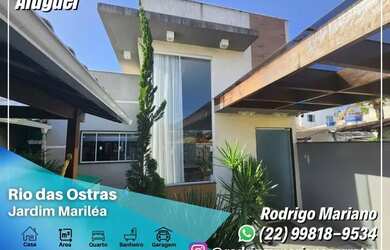 Imagem: A casa possui 3 Dormitórios, 2 Banheiros, 3 Vagas na garagem