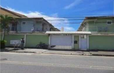 Imagem: A casa possui 2 Dormitórios, 3 Banheiros, 2 Vagas na garagem