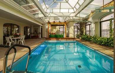 Imagem: O apartamento na cobertura possui 4 Dormitórios, 5 Banheiros