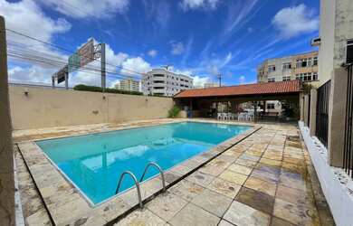 Imagem: O apartamento possui 3 Dormitórios, 2 Banheiros, 1 Vaga na