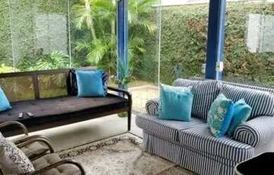 Imagem: A casa em condomínio possui 4 Dormitórios, 3 Banheiros, 3