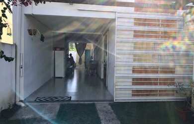 Imagem 1: Vendo casa Jardim Santa Amalia com 4qtos sendo 2suites 400mil aceita financiamento .