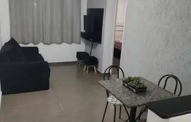 Imagem: O apartamento possui 2 Dormitórios, 1 Banheiro, 1 Vaga na garagem