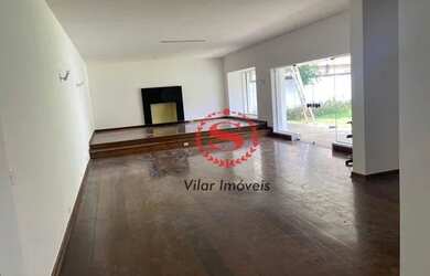 Imagem: A casa possui 4 Dormitórios, 5 Banheiros e 450m² de Área