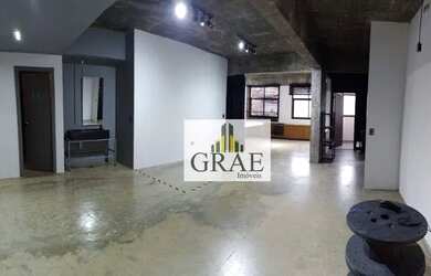 Imagem: O apartamento possui 1 Dormitório, 2 Banheiros, 2 Vagas na