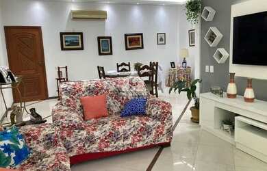 Imagem 2: Apartamento de 3 quartos, sendo um suíte. Está todo reformado e fica...