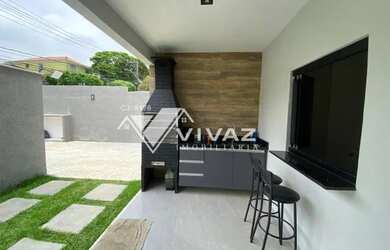 Imagem: A casa possui 2 Dormitórios, 2 Banheiros, 1 Vaga na garagem