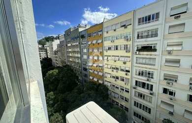 Imagem: O apartamento possui 2 Dormitórios, 3 Banheiros, 1 Vaga na