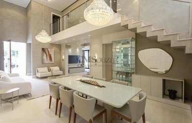 Imagem: A casa em condomínio possui 5 Dormitórios, 5 Banheiros, 4