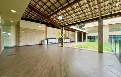 Imagem: A casa possui 4 Dormitórios, 3 Banheiros, 3 Vagas na garagem