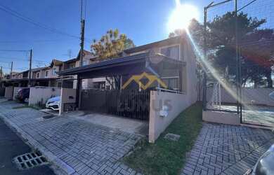 Imagem: A casa em condomínio possui 4 Dormitórios, 4 Banheiros, 2