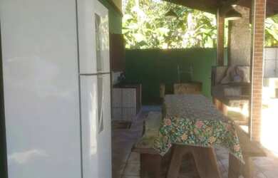 Imagem 4: Alugo para temporada e fins de semana linda casa na praia do estaleiro,...