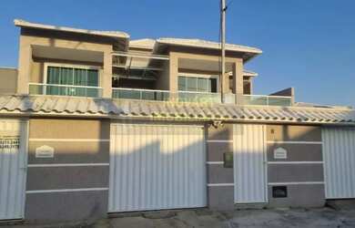 Imagem: A casa possui 4 Dormitórios, 4 Banheiros, 2 Vagas na garagem