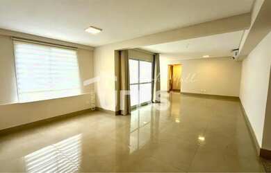 Imagem: O apartamento possui 3 Dormitórios, 2 Banheiros, 3 Vagas na