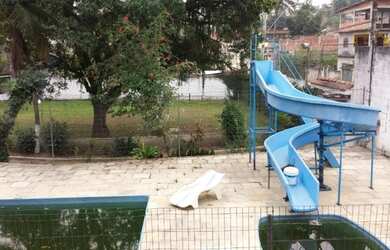 Imagem: A chácara à venda possui 3500m² de Área e está localizado