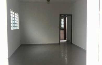 Imagem 10: Aluguel Casa 906 sul. Varanda, Área de serviço, 100m² de Áreae3 Vagas...