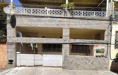 Imagem: A casa possui 2 Dormitórios, 2 Banheiros, 1 Vaga na garagem