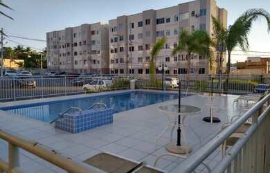 Imagem: O apartamento possui 2 Dormitórios, 1 Banheiro, 1 Vaga na garagem