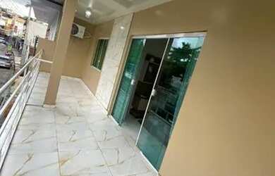 Imagem: A casa possui 5 Dormitórios, 5 Banheiros, 3 Vagas na garagem