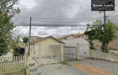 Imagem: O terreno possui 500m² de Área e está localizado em Bairro