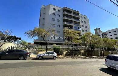 Imagem: O apartamento possui 3 Dormitórios, 3 Banheiros, 2 Vagas na