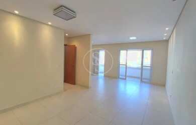 Imagem: O apartamento possui 2 Dormitórios, 2 Banheiros, 2 Vagas na