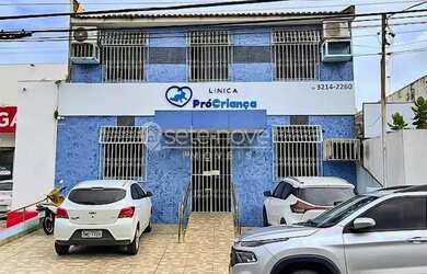 Imagem: A casa possui 5 Dormitórios, 3 Banheiros e 160m² de Área