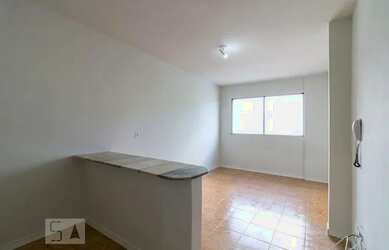 Imagem: O studio possui 1 Dormitório, 1 Banheiro, 28m² de Área e