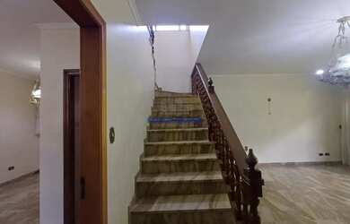 Imagem 6: Sobrado para alugar 5 quartos piscina na Ponta da Praia Santos SP