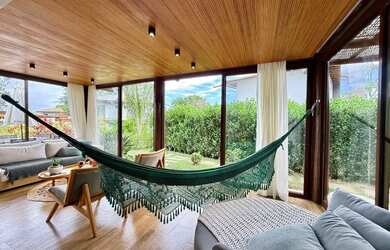 Imagem 2: Imóvel para venda tem 167 metros quadrados com 3 quartos em Praia do Forte - Mata de São J