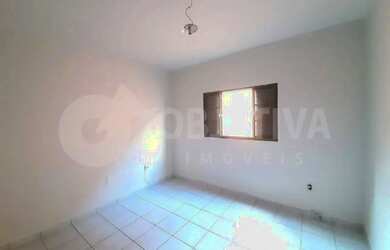 Imagem 16: Casa para aluguel, 3 quartos, 1 suíte, 3 vagas, SANTA MONICA - UBERLANDIA/MG