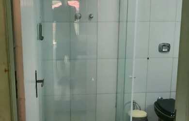 Imagem: A casa em condomínio possui 1 Dormitório, 1 Banheiro, 1 Vaga