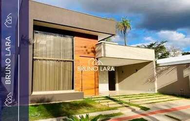 Imagem: A casa em condomínio possui 3 Dormitórios, 2 Banheiros, 4