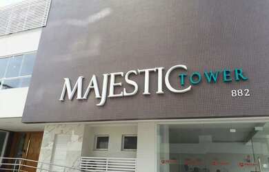 Imagem: O apartamento possui 1 Dormitório, Acomodam 3 pessoas, 1 Vaga