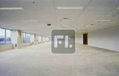 Imagem: O depósito possui 5 Vagas na garagem, 458m² de Área e está