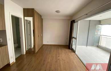 Imagem: O studio possui 1 Dormitório, 1 Banheiro, 1 Vaga na garagem