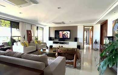 Imagem: O apartamento possui 5 Dormitórios, 5 Banheiros, 4 Vagas na