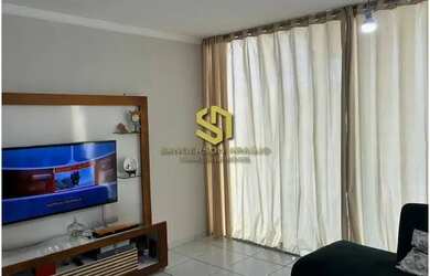 Imagem: A casa possui 4 Dormitórios, 1 Banheiro, 4 Vagas na garagem