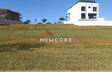 Imagem: Lote em condomínio em Avenida Adélia José Jorge - Alphaville