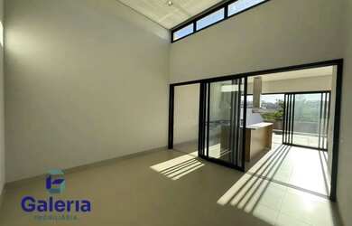 Imagem: A casa em condomínio possui 3 Dormitórios, 3 Banheiros, 4