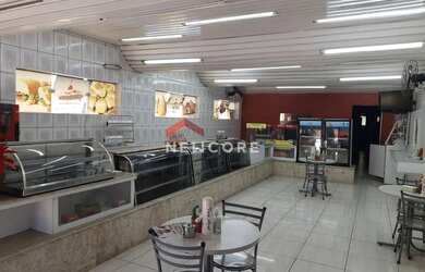 Imagem: O depósito possui 1 Vaga na garagem, 148m² de Área e está