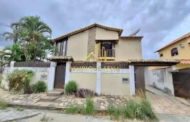 Imagem: Casa Duplex à Venda no Bairro NOVA SÃO PEDRO, ao lado do portão