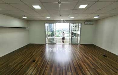 Imagem: O depósito possui 1 Vaga na garagem, 64m² de Área, Imóvel