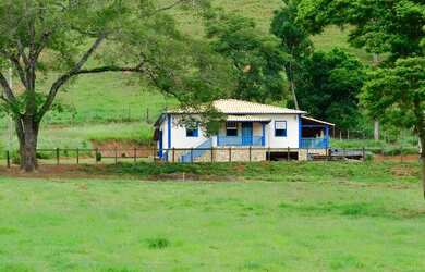 Imagem: A fazenda está localizado em Itapetinga, BA à venda por R$120.000
