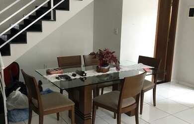 Imagem: A casa possui 3 Dormitórios, 3 Banheiros, 3 Vagas na garagem