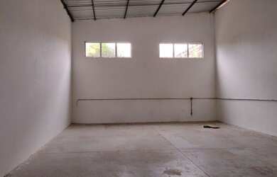 Imagem 4: Alugo galpão na jurema. 360m² de Áreae2 Vagas na garagem