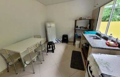 Imagem: A casa possui 2 Dormitórios, 1 Banheiro, 75m² de Área e