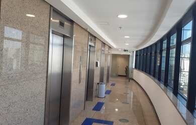 Imagem: O depósito possui 1 Vaga na garagem e 30m² de Área e está