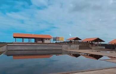 Imagem: O terreno possui 300m² de Área e está localizado em Torre